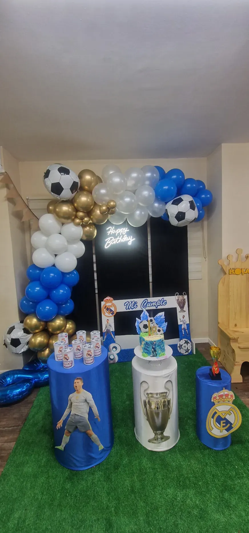 Cumpleaños Real Madrid, 8 años